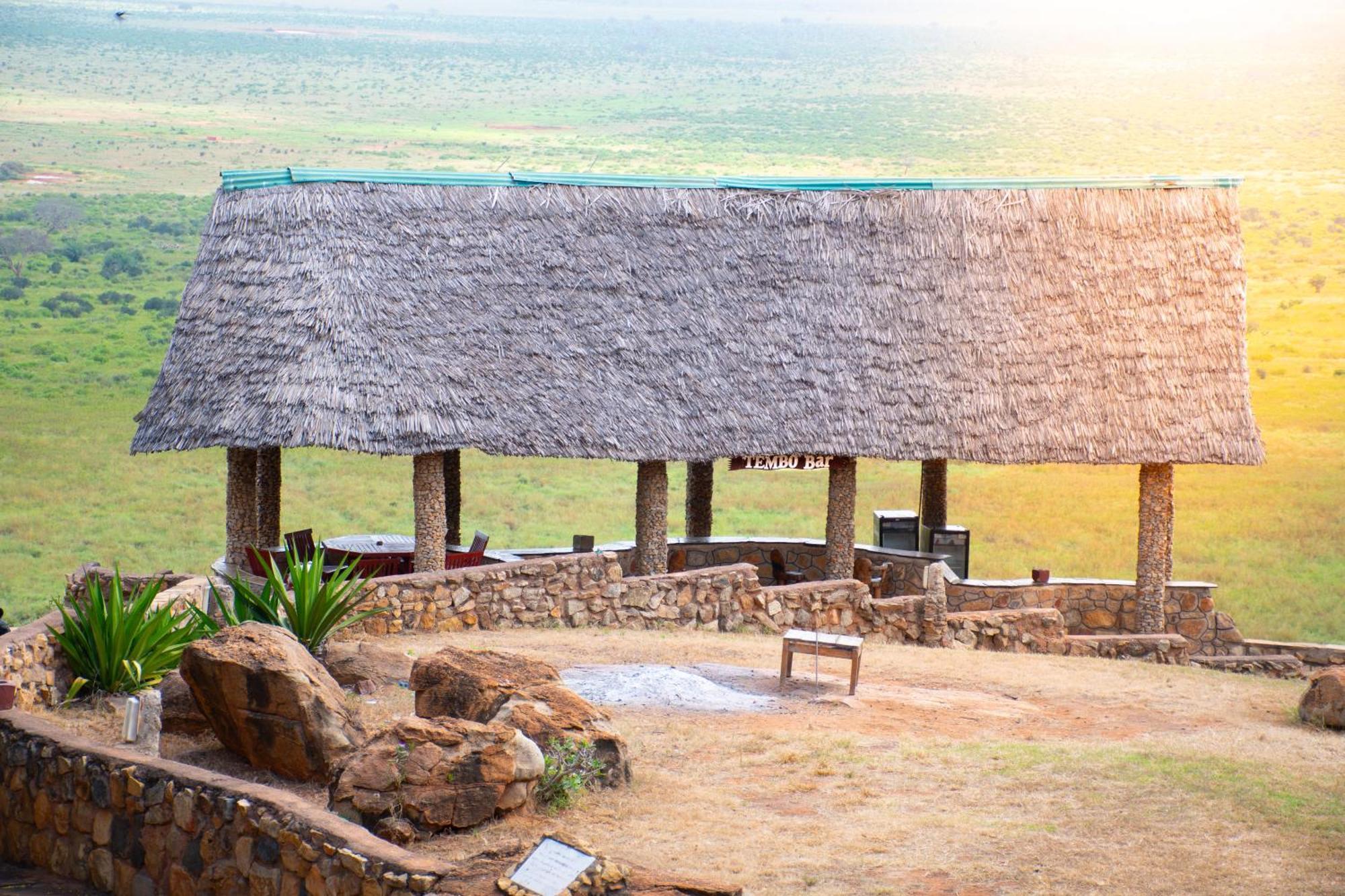 Voi Safari Lodge Экстерьер фото